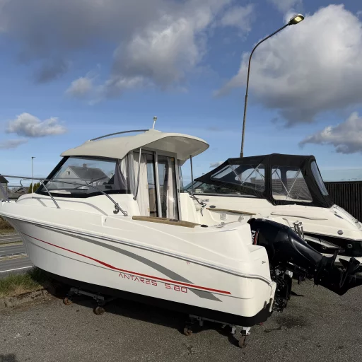 BENETAU ANTARES 580 SUZUKI DF90ATL (96 TIMER)