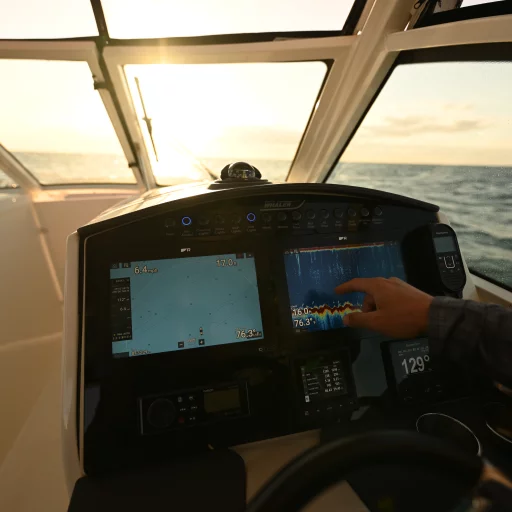 AXIOM+ 7, Multifunksjon 7" Display med LightHouse kart Nord Europa