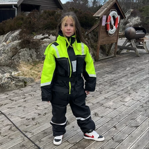 1852 Flytedress Barn 120 cm svart m/fluor gul