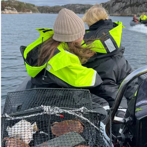 1852 Flytedress Barn 140 cm svart m/fluor gul