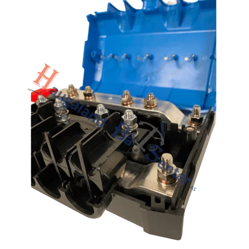 Boltsett for Victron Lynx Power In