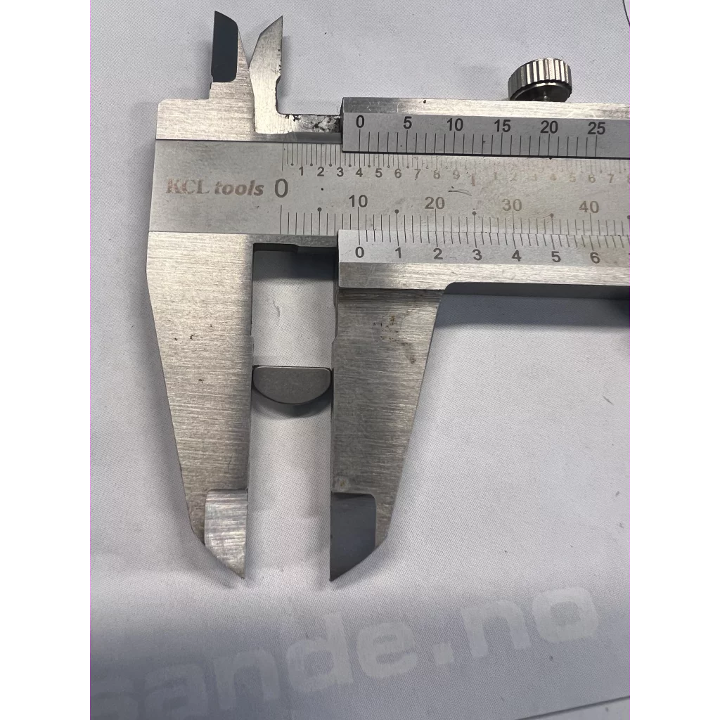 KEY -SUZUKI MARINE 08341-31039