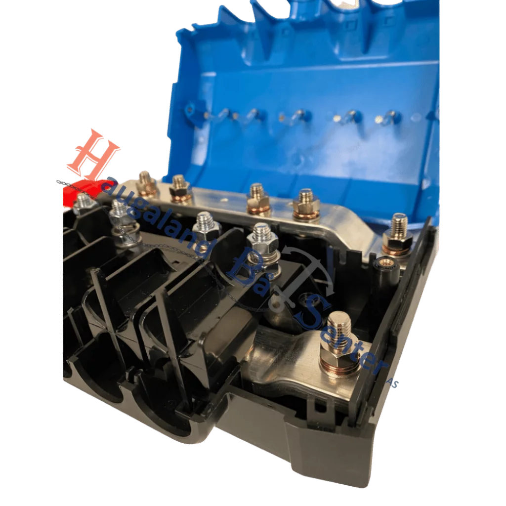 Boltsett for Victron Lynx Power In